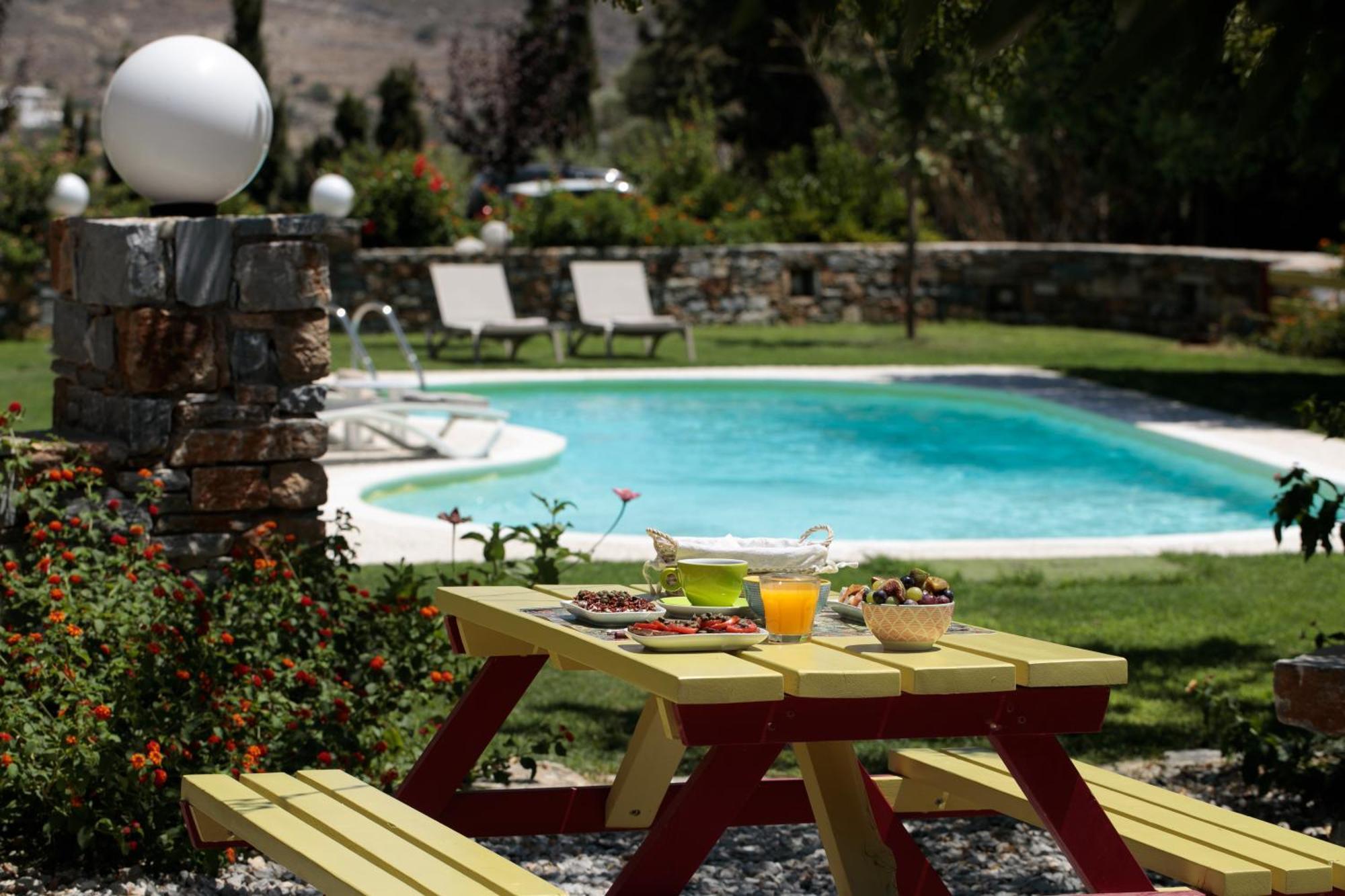 "Palatiana Agriturismo-Philoxenia Cottages", Private Nature Retreats Galini エクステリア 写真